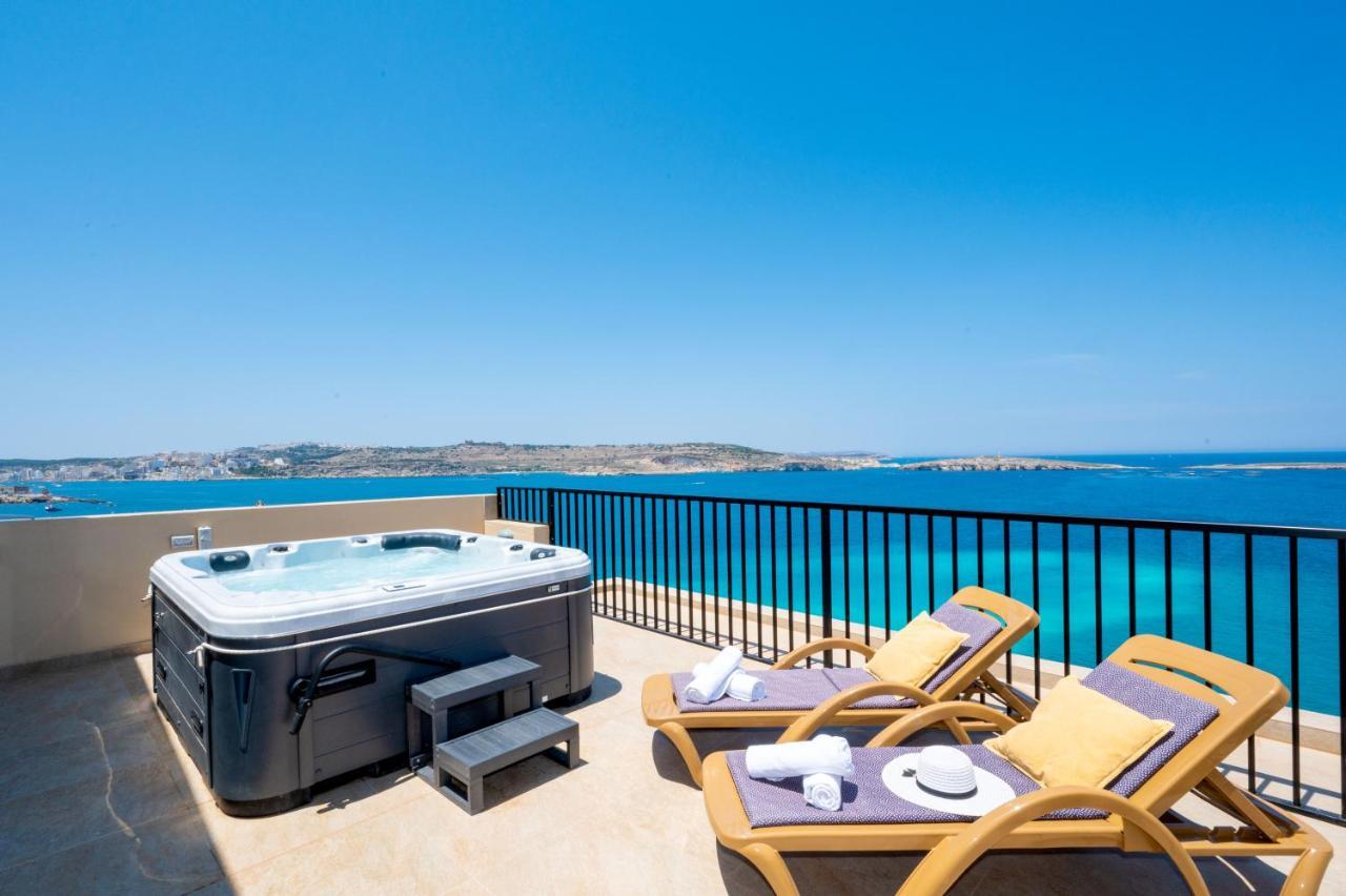 Islet Promenade Seafront Penthouse With Breathtaking Seaviews And Private Hot Tub On The Large Terrace By Getawaysmalta Apartment St. Paul's Bay Bagian luar foto