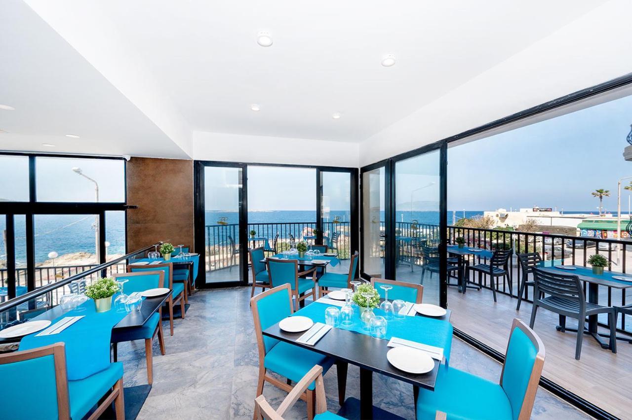 Islet Promenade Seafront Penthouse With Breathtaking Seaviews And Private Hot Tub On The Large Terrace By Getawaysmalta Apartment St. Paul's Bay Bagian luar foto